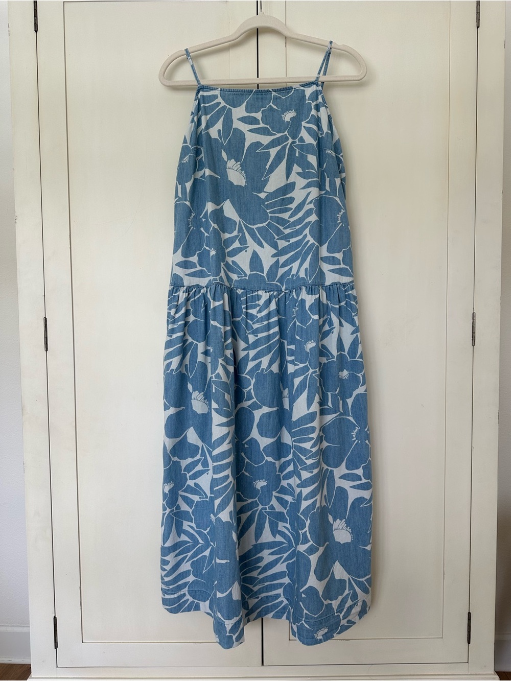 Gap Floral Print Apron Neck Midi Dress Size S Chambray 100% Cotton Sundress